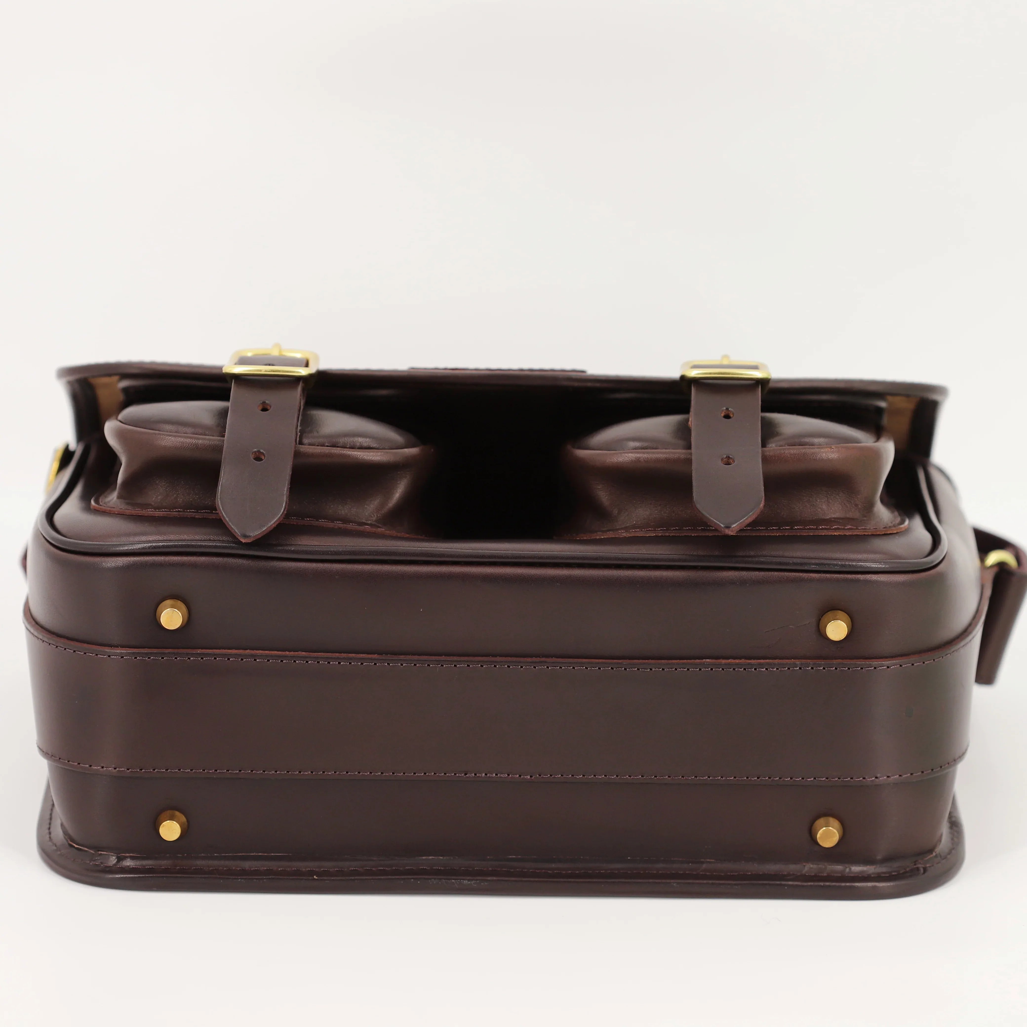 British Made Hera Madison Brown - Shooting Cartridge Bag bottom view