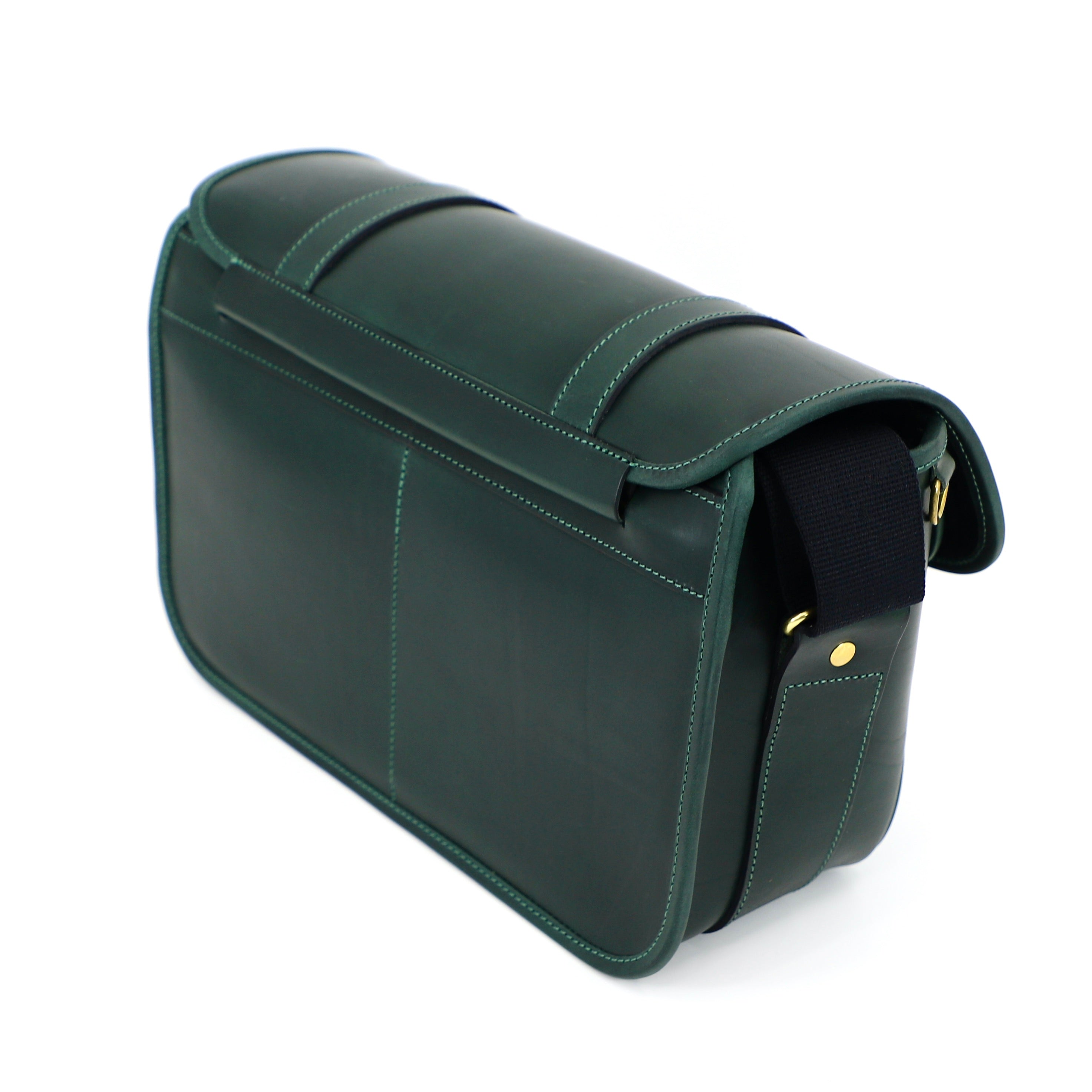 rear top view of green range bag with close flap 