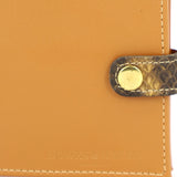 EOS-Mustard - Shotgun Certificate Holders close up of buckle and howes and wayko stamp